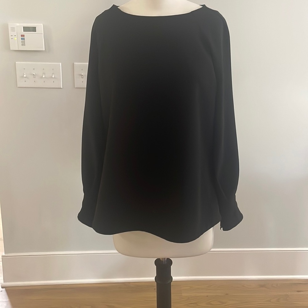 Banana Republic black top, size Small petite